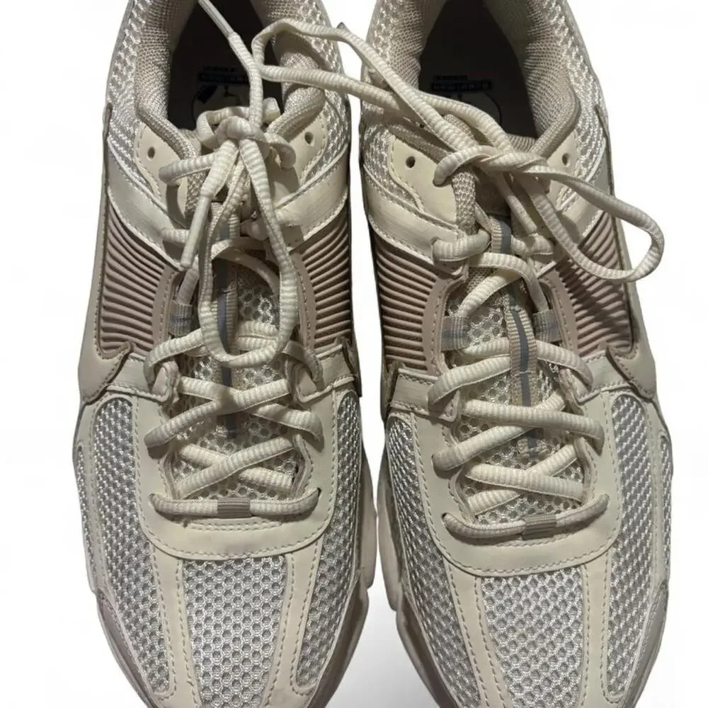 Nike air zoom vomero 5